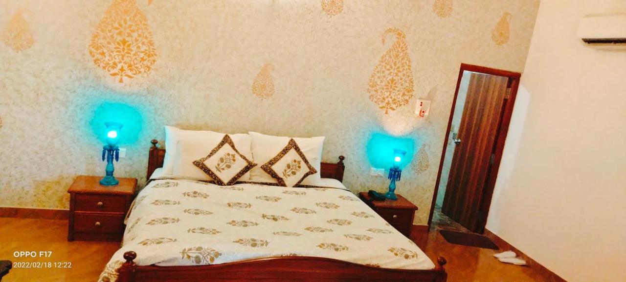 Vijaigarh Kothi - Heritage Boutique Varanasi Luaran gambar