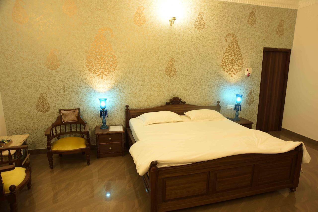 Vijaigarh Kothi - Heritage Boutique Varanasi Luaran gambar